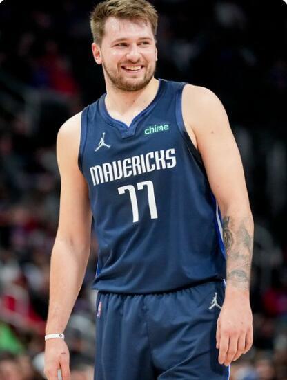 为辽宁队创 为辽宁队创