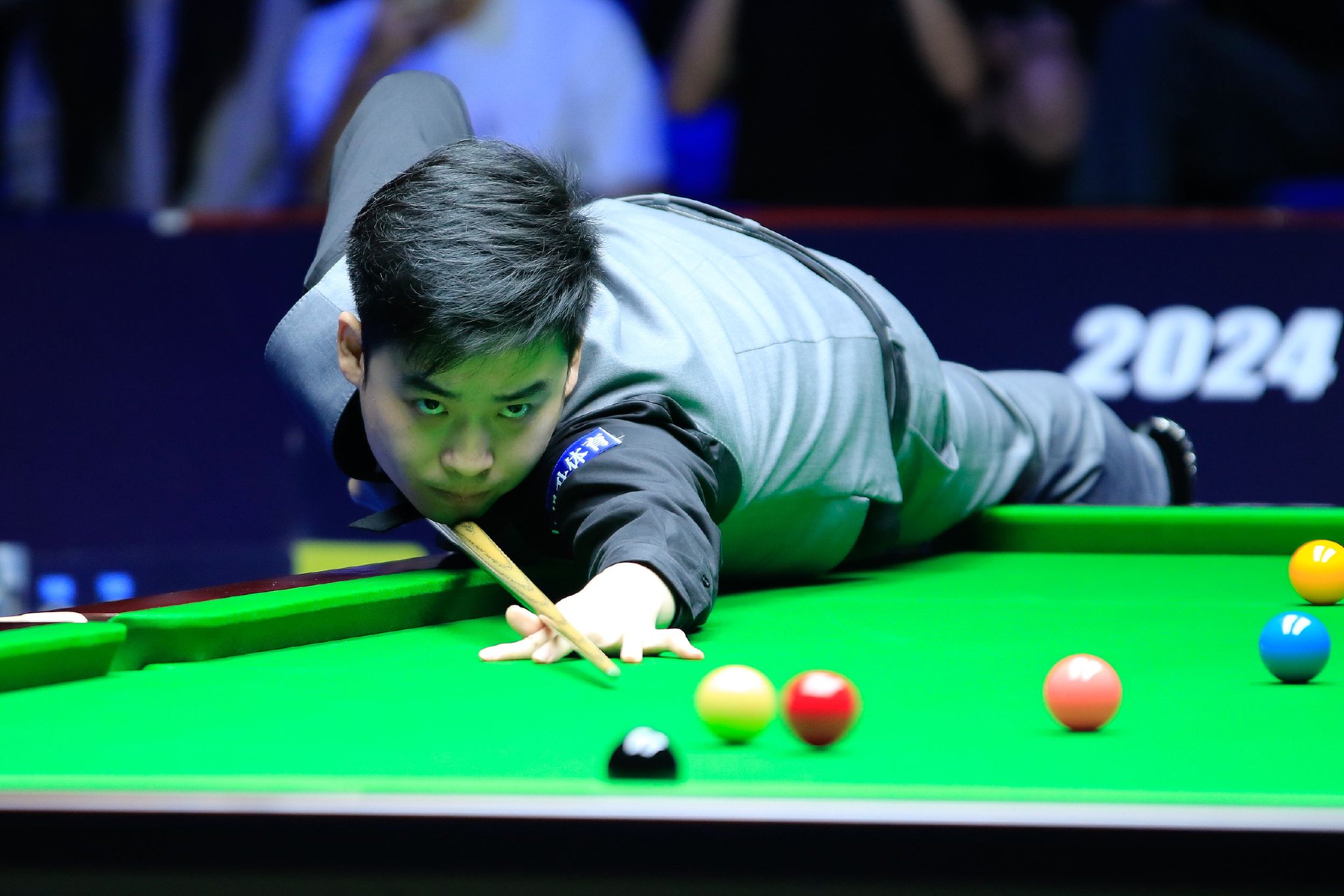 与低位接应 与低位接应